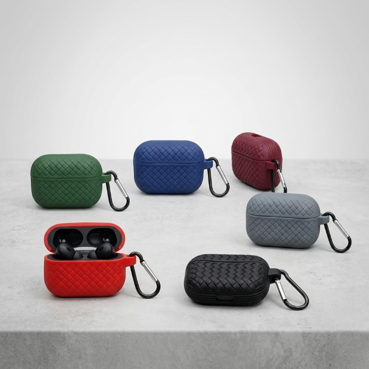 Silicone Case for AirPods Pro / Pro 2 Random Color