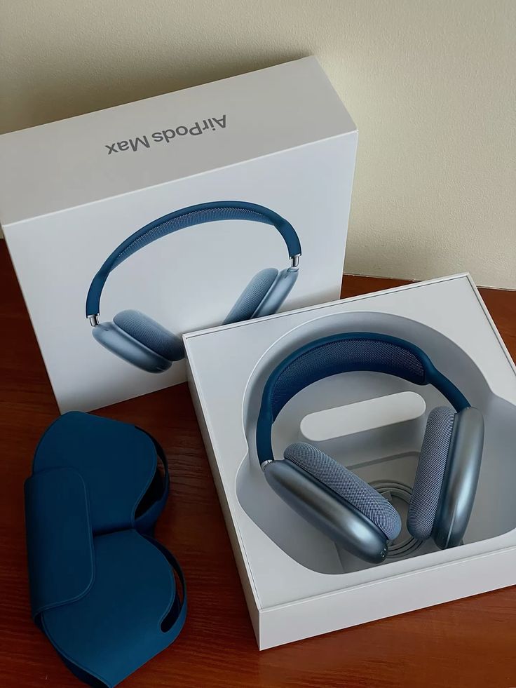 Premium Over Ear Wireless Bluetooth Headphones(Random Color)