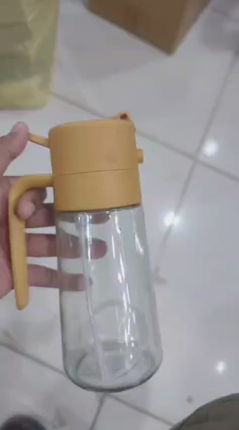 2-in-1 Oil Jug with Dispenser & Handle
